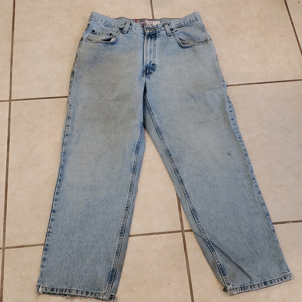Old Navy blue jeans 32x30.